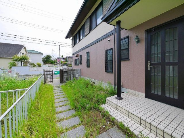 タウンハウス・モリBのエントランス
