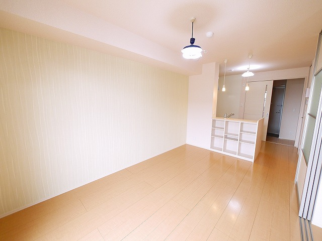 プラナスの居間・リビング|ゆったり過ごせる居間です