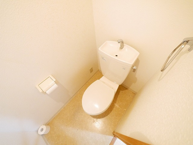サウスシサムのトイレ|清潔感のあるトイレです