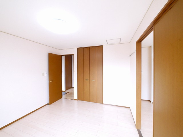 エスペランサの寝室|使い勝手のいい洋室です