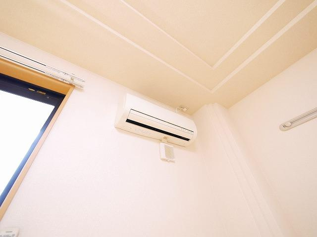 ヒムス　プルーニェの設備|エアコン付きはうれしいです