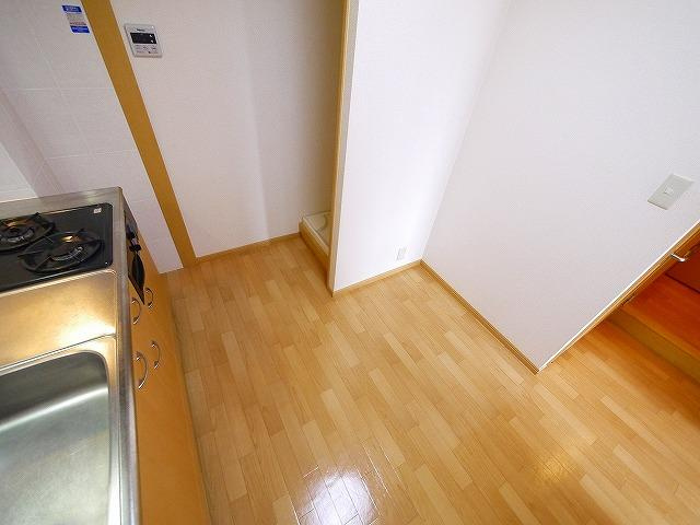 ヒムス　プルーニェの内装|キッチンでお料理をお楽しみください
