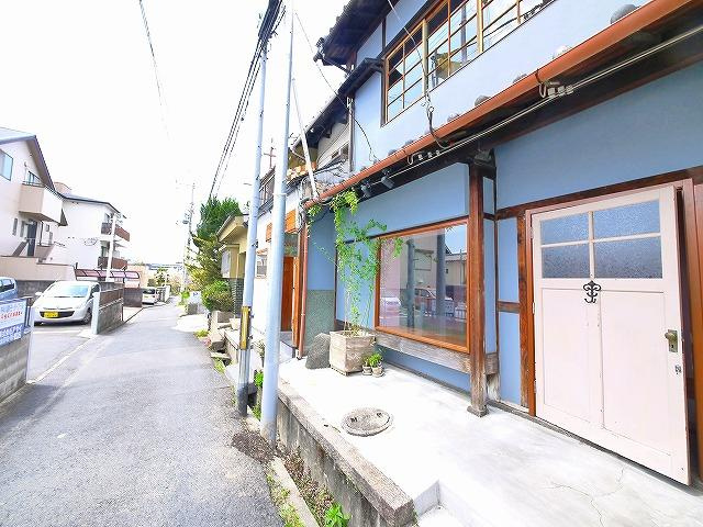 林小路町貸家の外観