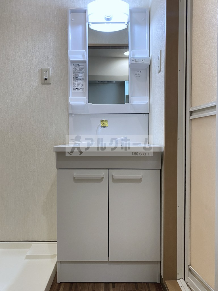 ティーエヌコートの独立洗面台