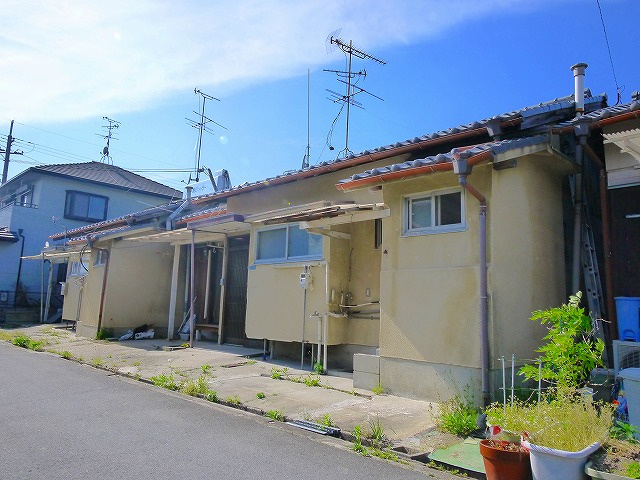 四条大路借家倉庫の外観
