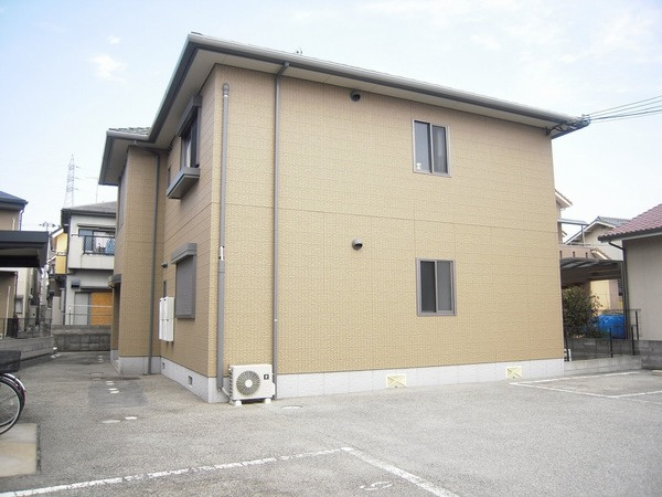 メゾンHIKOの外観