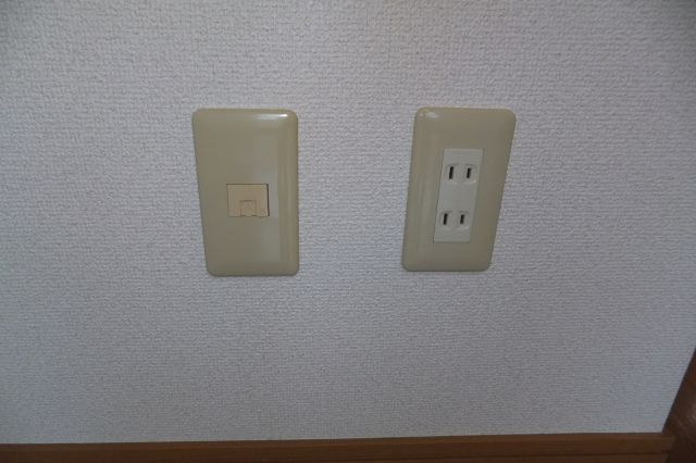 KIND　PLACE　MⅡの設備|電話用モジュラージャック