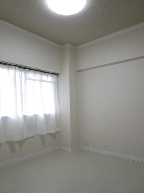 パークワイズ東村山の洋室