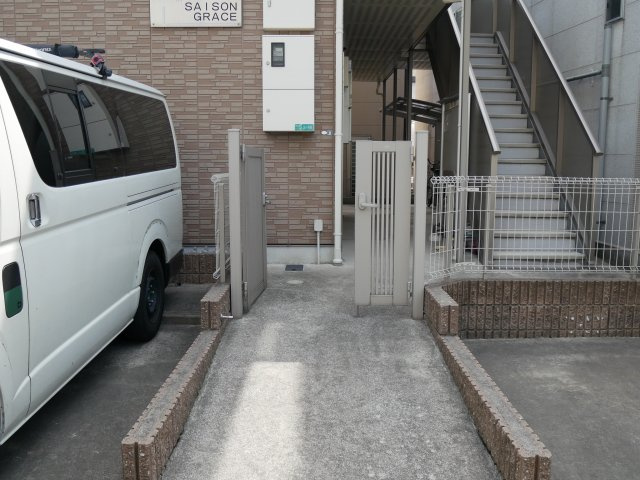 【エントランス】 | セゾングレース