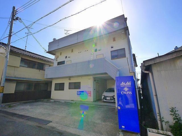 M’s田原本の駐車場|カースペースがあります