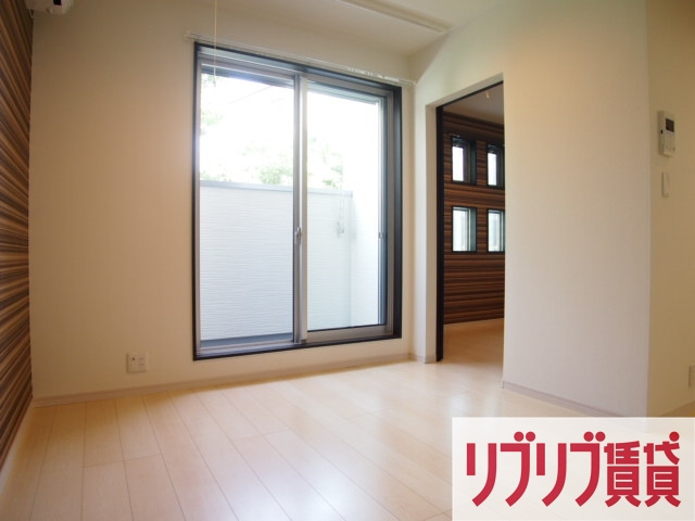GRANDTIC KRSの居間・リビング