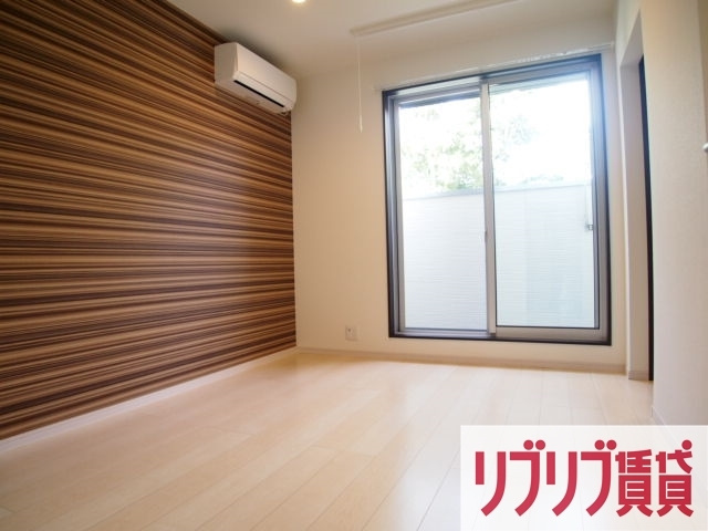 GRANDTIC KRSの居間・リビング