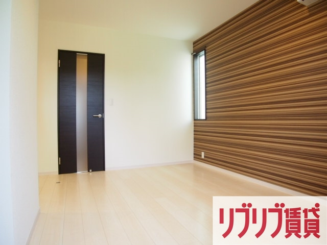 GRANDTIC KRSの居間・リビング