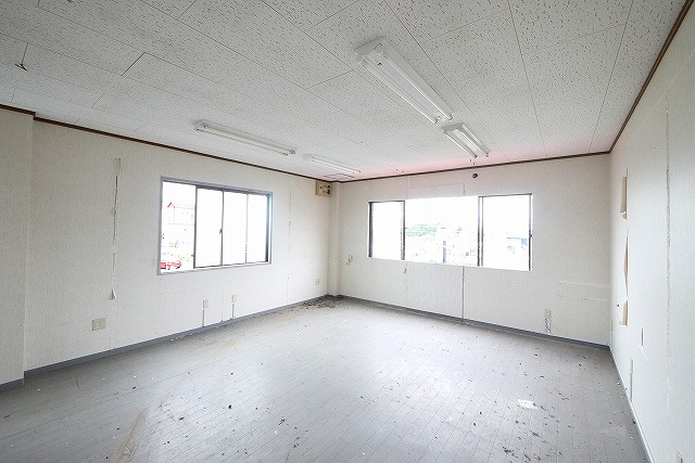 伊藤店舗（古市町）の内装