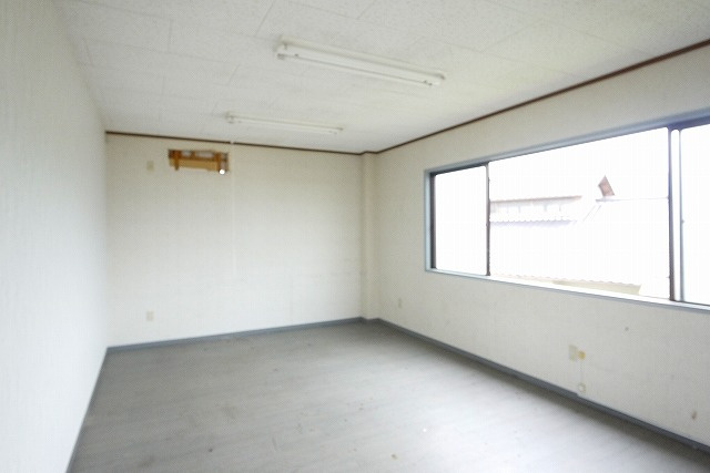 伊藤店舗（古市町）の内装