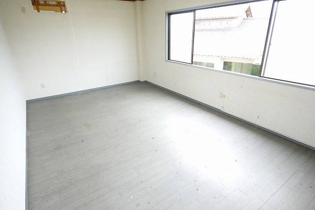 伊藤店舗（古市町）の内装