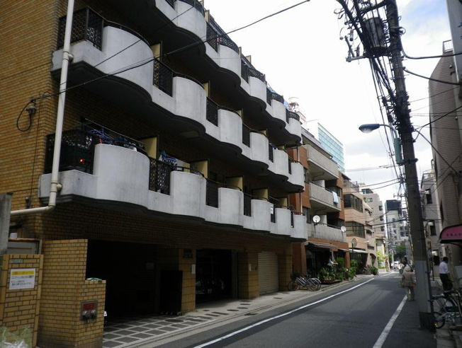 【外観】 | ウエルシティ | 賃貸マンション