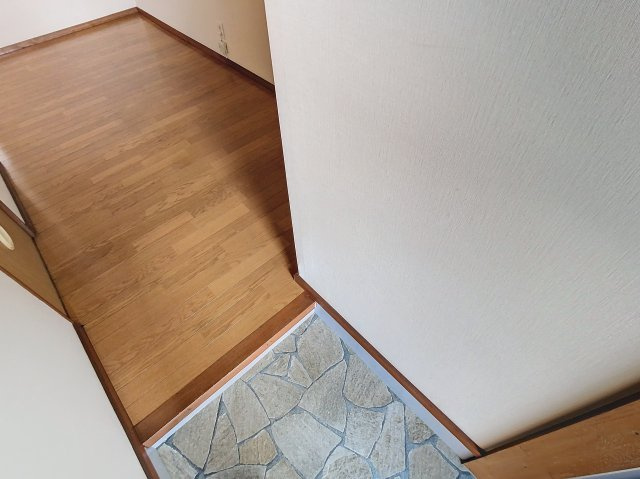 フレンドリー鈴川の玄関