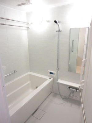 【浴室】 | ロジュマンタワー梅田