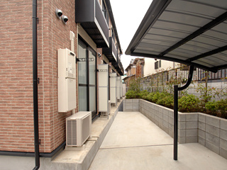 【その他共用部分】 | メゾン ローリエ2 | 屋根付き駐輪場あります