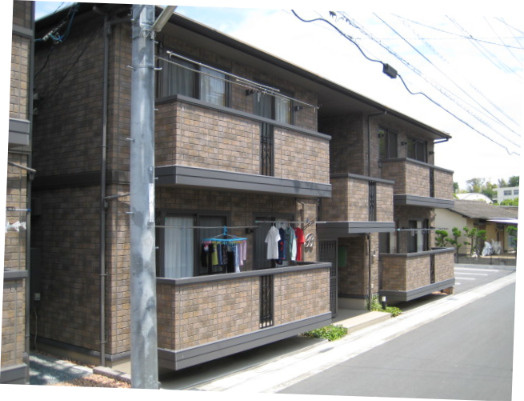 倉敷市鳥羽のアパートの外観
