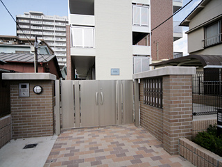 【エントランス】 | アルス中央 | オートロック