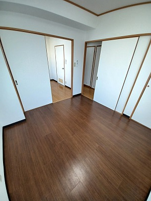 【寝室】 | サンハイムコーワ