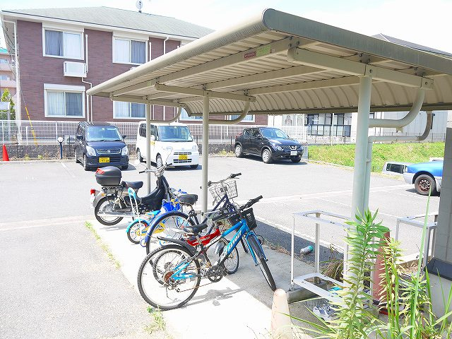 サンビューラ梅美台 Dのその他共用部分|駐輪場です