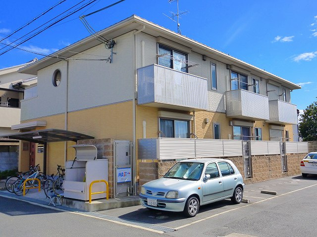 グリーンハイツわかくさの外観