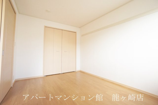 バード・ヒルＢの洋室
