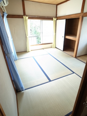 【寝室】 | ガーデンハイツC | 情報提供:ねいばーふっど千葉店