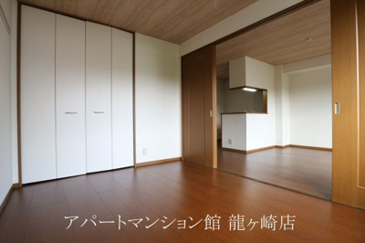 【居間・リビング】 | サンモール