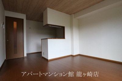 【居間・リビング】 | サンモール