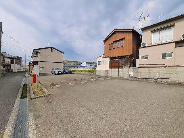 カーサ　ベルデ１の駐車場|カースペースがあります