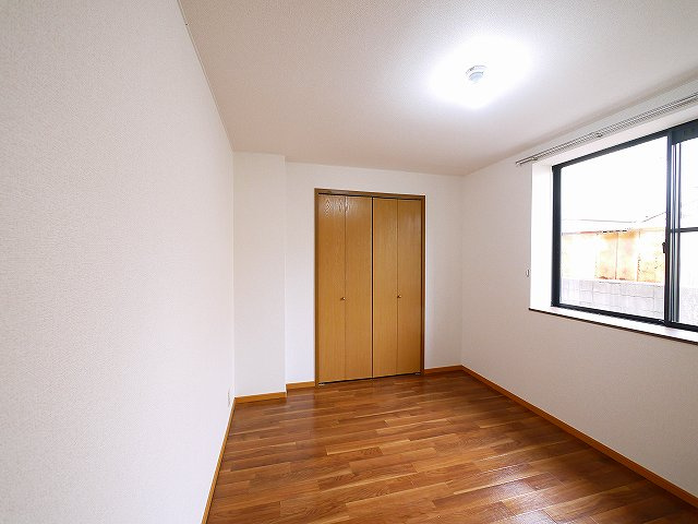 カーサ　ベルデ１の洋室|使い勝手のいい洋室です