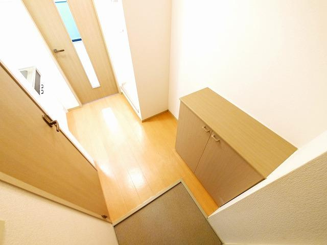 セジュール三笠Cの玄関|ゆったりとした玄関です