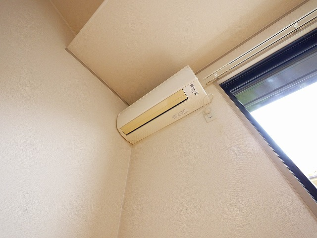 セジュール三笠Cの設備|エアコン