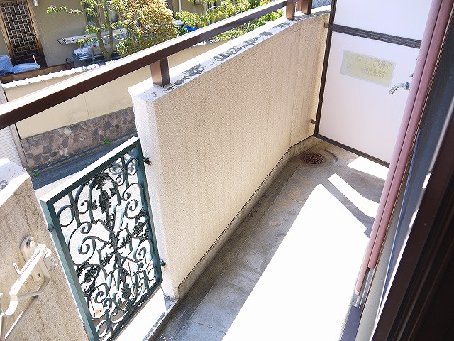 リバーヒル帝塚山のバルコニー