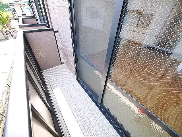 シャルマン（西大寺小坊町）のバルコニー|開放的で明るい空間を演出してくれるバルコニーです
