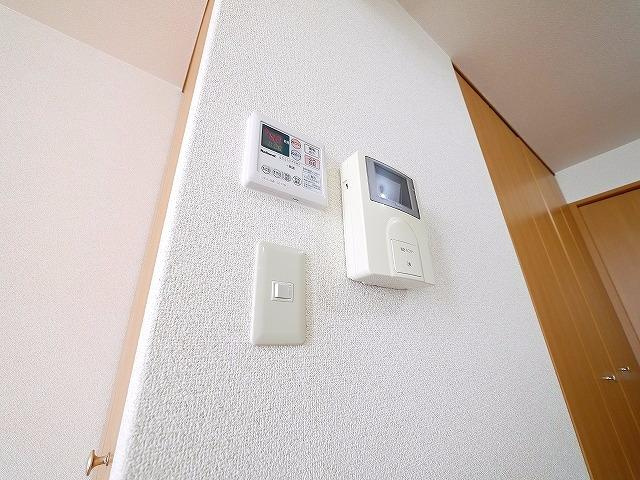 シャルマン（西大寺小坊町）のセキュリティ|モニターホン付き