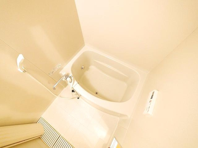 シャルマン（西大寺小坊町）の浴室|お風呂で日々の疲れを落としましょう