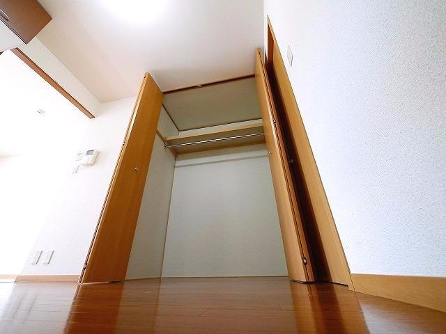 シャルマン（西大寺小坊町）の収納|便利な収納スペースです