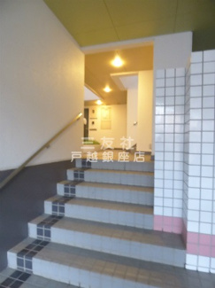 【エントランス】