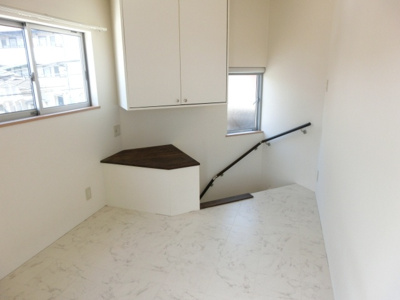 【洋室】 | 山下町　貸家