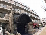 ギャレ近大前の外観