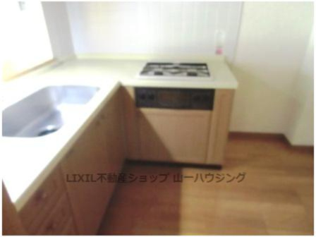 【キッチン】 | セントレー大宮 | カウンター付きシステムキッチン