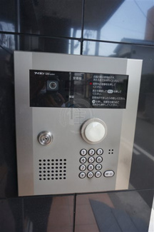 【エントランス】 | オートロック付です