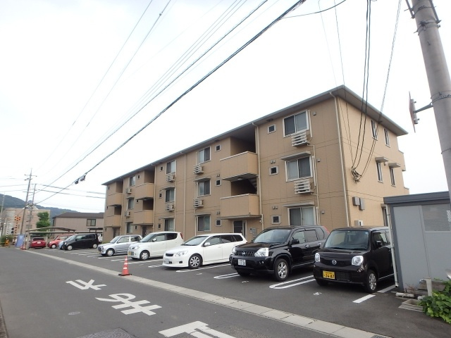 カリスの外観|カリス（倉敷市連島町連島）賃貸マンション
