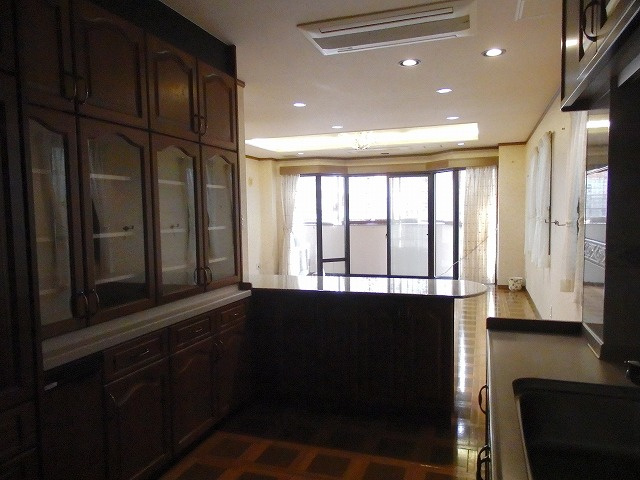 【キッチン】 | サンビルダー春日野道