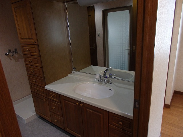 【洗面所】 | サンビルダー春日野道